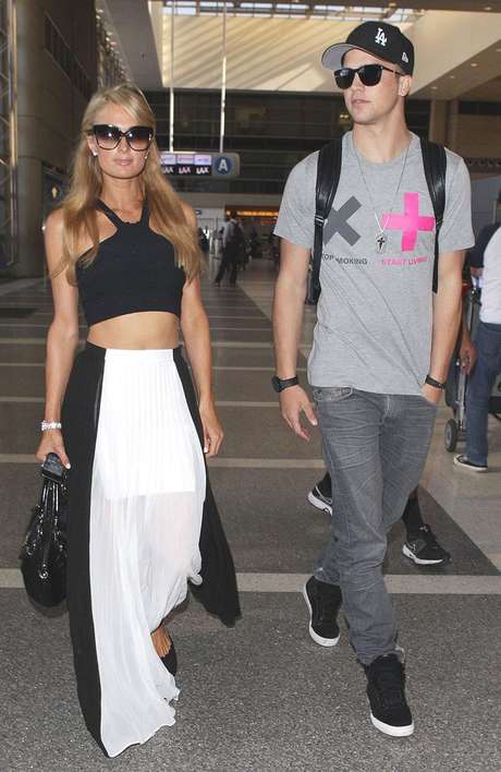 "Em relacionamentos, eu nunca realmente confiei em um cara antes como ele", disse Paris Hilton sobre o namorado River Viiperi <p>"Em relacionamentos, eu nunca realmente confiei em um cara antes como ele", disse Paris Hilton sobre o namorado River Viiperi</p>