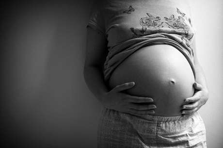Getty Images <p>En República Dominicana, solo en el trimestre de abril a junio de 2013, mil 811 embarazadas menores de edad fueron consultadas, y la edad de 71 de ellas está en el rango de 10 a 14 años.</p>