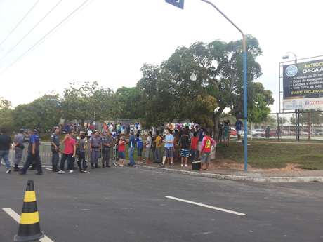 Torcida do Nacional-AM chegou confiante na vitória Torcida do Nacional-AM chegou confiante na vitória