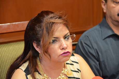 Samara perez casino royale