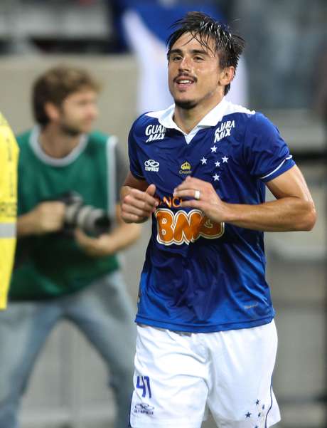 Willian fez seu primeiro gol pelo Cruzeiro <p>Willian fez seu primeiro gol pelo Cruzeiro</p>