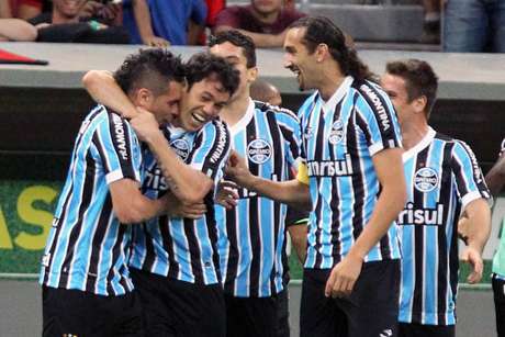 Grêmio está mais firme do que nunca no G-4 do Campeonato Brasileiro <p>Grêmio está mais firme do que nunca no G-4 do Campeonato Brasileiro</p>