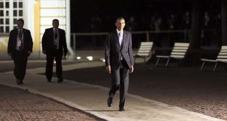 Barack Obama chega ao jantar oficial do G20, em São Petersburgo, na Rússia, depois de se reunir a sós com a presidente Dilma Rousseff Barack Obama chega ao jantar oficial do G20, em São Petersburgo, na Rússia, depois de se reunir a sós com a presidente Dilma Rousseff