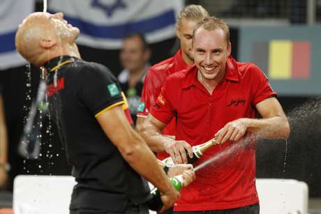 Bélgica conseguiu virar o confronto contra Israel com vitórias de Dudi Sela e Steve Darcis (foto) <p>Bélgica conseguiu virar o confronto contra Israel com vitórias de Dudi Sela e Steve Darcis (foto)</p>