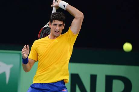 Bellucci está sofrendo com problemas físicos Bellucci está sofrendo com problemas físicos