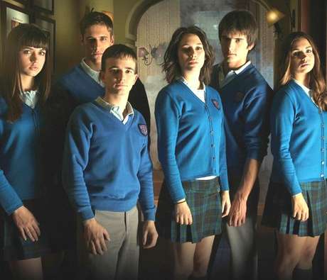 Divulgación "El internado" fue producida por Globomedia para la cadena española Antena 3.