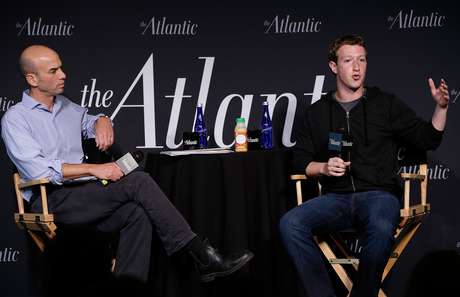 Segundo Zuckerberg, nada teve tanto impacto sobre a confiança do usuário com a rede social do que as denúncias de espionagem Segundo Zuckerberg, nada teve tanto impacto sobre a confiança do usuário com a rede social do que as denúncias de espionagem