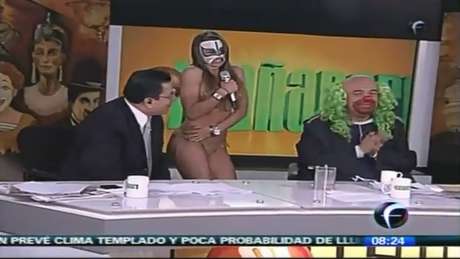 Reproducción / Terra México La diputada Rosa Elba Pérez, del Partido Verde, ejemplificó que entre los contenidos aludidos en la iniciativa, está el programa "El Mañanero", conducido por Víctor Trujillo en el papel del payaso "Brozo".