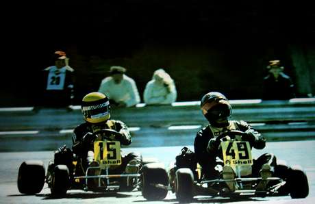 Em 1993, Senna (à esquerda) apontou ex-companheiro Fullerton (à direita) como melhor rival da carreira; história só veio à tona em 2010, com lançamento de documentário sobre brasileiro <p>Em 1993, Senna (à esquerda) apontou ex-companheiro Fullerton (à direita) como melhor rival da carreira; história só veio à tona em 2010, com lançamento de documentário sobre brasileiro</p>