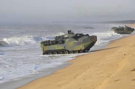 Marinha do Brasil / Divulgação Durante duas semanas, do dia 16 a 27 de setembro, uma série de situações simuladas são apresentadas para treinamento do pessoal envolvido, para preparar as Forças Armadas