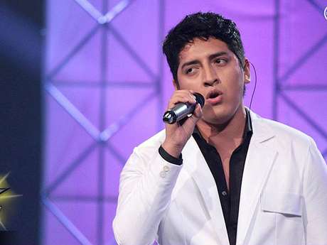 Facebook oficial La Voz Perú. Allen Changra fue imitador de Luis Fonsi en 'Yo Soy'.