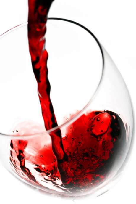 Resveratrol, encontrado no vinho e no chocolate amargo, faz bem para a memória, os olhos e a pele <p>Resveratrol, encontrado no vinho e no chocolate amargo, faz bem para a memória, os olhos e a pele</p>
