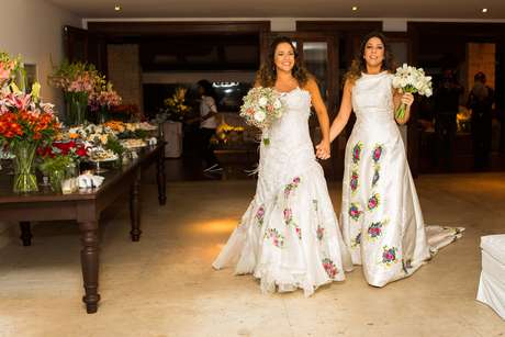 Daniela Mercury e Malu Verçosa se casaram na casa da cantora Daniela Mercury e Malu Verçosa se casaram na casa da cantora