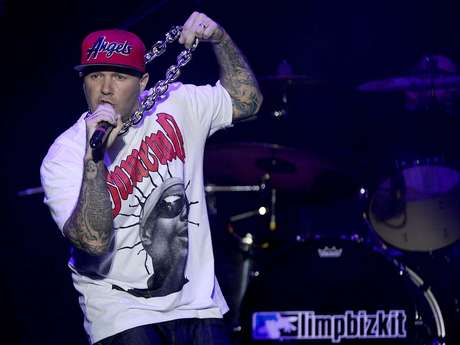 Liderado pelo vocalista Fred Durst, o grupo entrou no palco apostando em seus maiores hits <p>Liderado pelo vocalista Fred Durst, o grupo entrou no palco apostando em seus maiores hits</p>