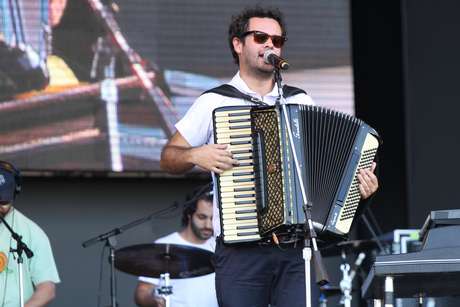 Marcelo Jeneci recentemente lançou o álbum 'De Graça' <p>Marcelo Jeneci recentemente lançou o álbum 'De Graça'</p>