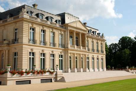 OCDE / Terra <p>El Château de la Muette, es un castillo ubicado en París, Francia y que en 1949 se convirtió en sede de la Organización para la Cooperación Económica Europea (OECE). Posteriormente, en 1961 pasó a ser sede de la Organización para la Cooperación y el Desarrollo Económicos (OCDE).</p>