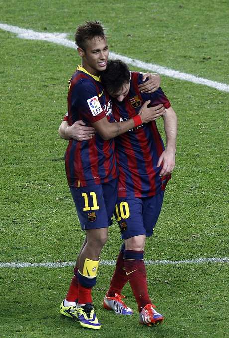 Início de Neymar no Barça tem sido elogiado pela imprensa espanhola <p>Início de Neymar no Barça tem sido elogiado pela imprensa espanhola</p>