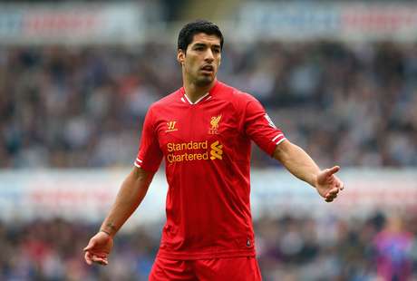 Dono do Liverpool vai usar jato para contar com Suárez <p>Dono do Liverpool vai usar jato para contar com Suárez</p>