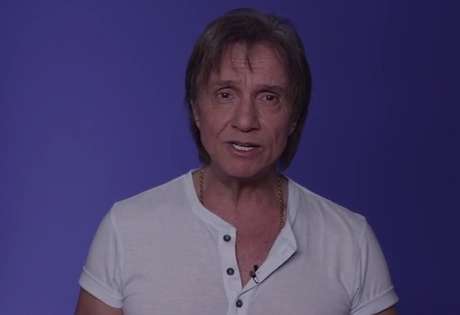 Roberto Carlos faz parte do grupo Procure Saber, que é contra as biografias não autorizadas Roberto Carlos faz parte do grupo Procure Saber, que é contra as biografias não autorizadas