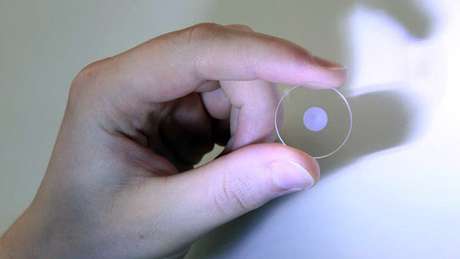 Dados guardados no cristal poderiam durar até 1 milhão de anos <p>Dados guardados no cristal poderiam durar até 1 milhão de anos</p>