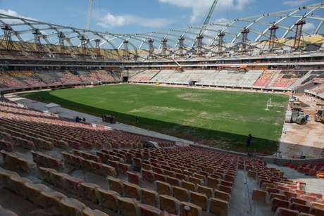 Operário caiu da cobertura da Arena Amazônia e morreu <p>Operário caiu da cobertura da Arena Amazônia e morreu</p>