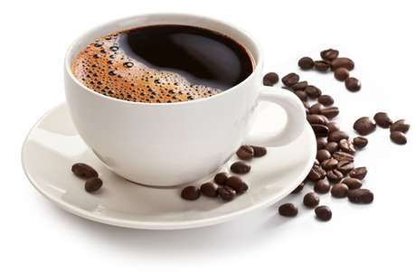 Café: quando consumido excessivamente mancha os dentes. Café: quando consumido excessivamente mancha os dentes.