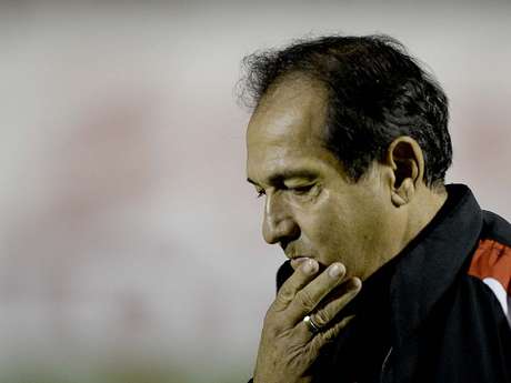 Muricy renovou contrato com São Paulo <p>Muricy renovou contrato com São Paulo</p>
