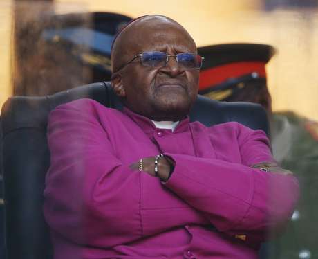 Tutu durante cerimônia em homenagem a Mandela em Johannesburgo <p>Tutu durante cerimônia em homenagem a Mandela em Johannesburgo</p>