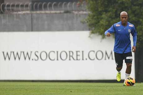Marcos Assunção teve passagem apagada pelo Santos <p>Marcos Assunção teve passagem apagada pelo Santos</p>