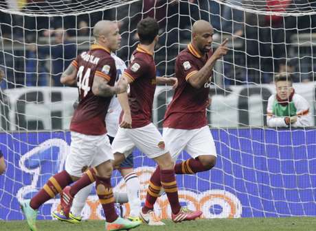Maicon marcou um dos gols da Roma na vitória deste domingo Maicon marcou um dos gols da Roma na vitória deste domingo