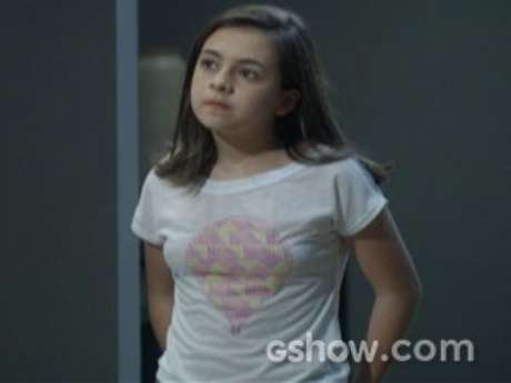 Paulinha (Klara Castanho) quer saber por que seu tio Félix (Mateus Solano) não gosta dela <p>Paulinha (Klara Castanho) quer saber por que seu tio Félix (Mateus Solano) não gosta dela</p>