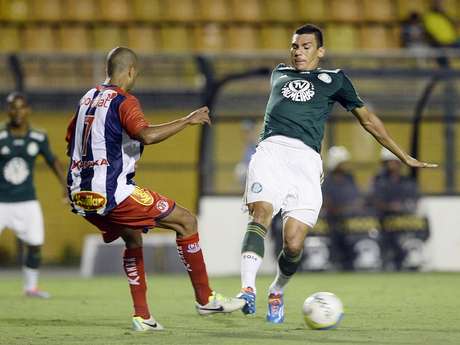 Ricardo Matsukawa / Terra <p>Zagueiro Lúcio reencontra São Paulo após afastamento no ano passado</p>