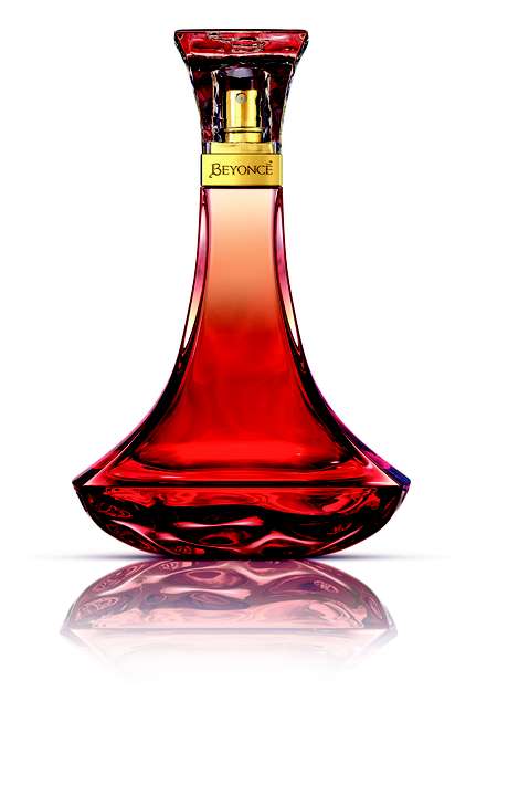 A embalagem de 100 ml da fragrância custa R$ 129 <p>A embalagem de 100 ml da fragrância custa R$ 129</p>
