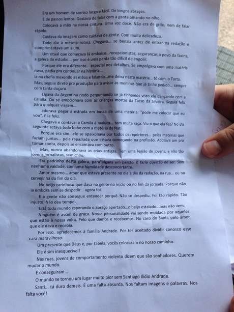 Em carta lida no velório, colegas de Santiago homenagearam o cinegrafista morto no Rio <p>Em carta lida no velório, colegas de Santiago homenagearam o cinegrafista morto no Rio</p>