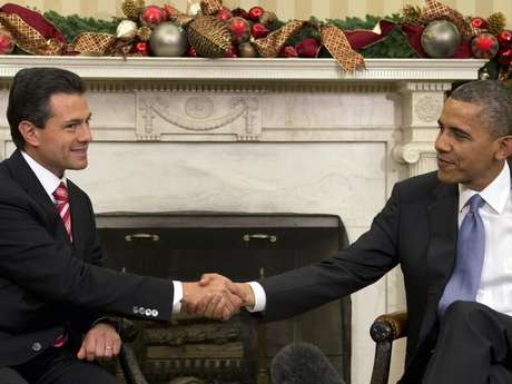AP en español Barack Obama, visitará México por quinta ocasión este 19 de febrero, para participar en la Cumbre de Líderes de América del Norte en la ciudad de Toluca, Estado de México.