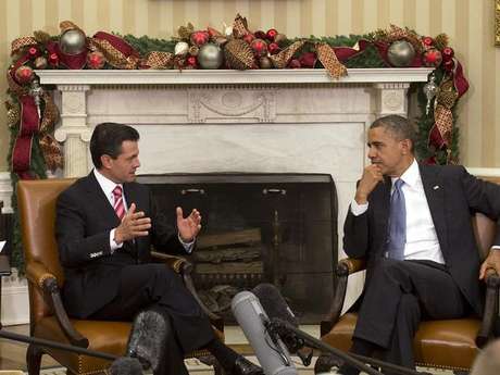 AP en español <p>Aunque será su segunda reunión con Peña Nieto como presidente de México, el 27 de noviembre de 2012, Barack Obama recibió en la Casa Blanca a EPN como mandatario electo tras ganar los comicios de julio.</p>