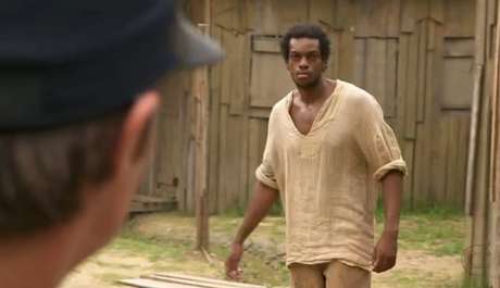 Facebook/Reprodução <p>Vinícius Romão em cena da novela 'Lado a Lado', da TV Globo</p>