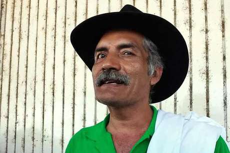 Reforma <p><span style="color: rgb(51, 51, 51); font-family: arial; font-size: 10.909090995788574px; line-height: normal;">Mireles sostuvo que si el Estado no puede garantizar derechos fundamentales, entonces que no niegue el derecho a la autodefensa.</span></p>