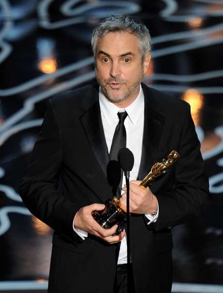 Alfonso Cuarón ganhou estatueta de Melhor Diretor com o filme 'Gravidade' <p>Alfonso Cuarón ganhou estatueta de Melhor Diretor com o filme 'Gravidade'</p>