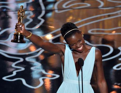 Getty Images Lupita competía en la misma categoría con Jennifer Lawrence, Julia Roberts, Sally Hawkins y June Squibb.