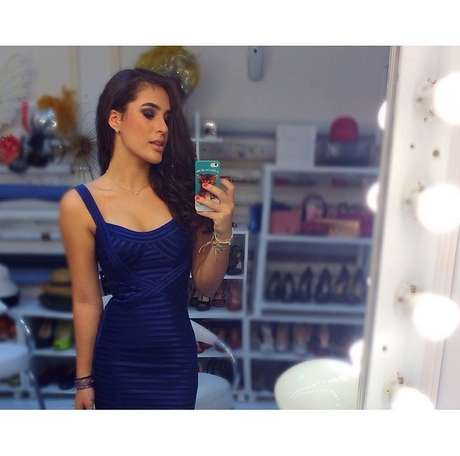 @livianaragao/ Instagram / Reprodução <p>Lívian Aragão exibe cinturinha em foto postada no Instagram</p>