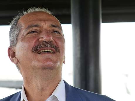 Rebelo pediu por cautela em polêmica no vôlei brasileiro <p>Rebelo pediu por cautela em polêmica no vôlei brasileiro</p>