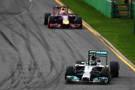 Nico Rosberg lidera o Grande Prêmio da Austrália Nico Rosberg lidera o Grande Prêmio da Austrália