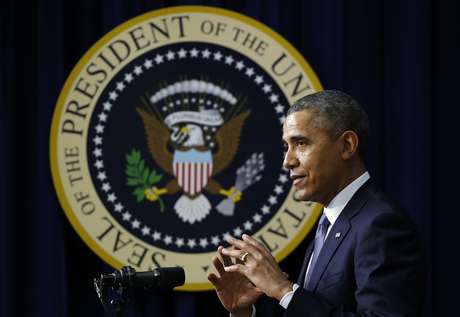 Obama declarou que os EUA reforçarão as ações diplomáticas para pressionar a Rússia a aliviar o controle sobre a região da Crimeia <p class="text">Obama declarou que os EUA reforçarão as ações diplomáticas para pressionar a Rússia a aliviar o controle sobre a região da Crimeia</p>
