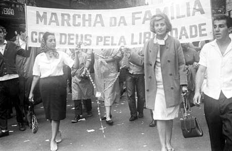 Marcha da Família reuniu cerca de 500 mil pessoas na praça da Sé, em São Paulo Marcha da Família reuniu cerca de 500 mil pessoas na praça da Sé, em São Paulo