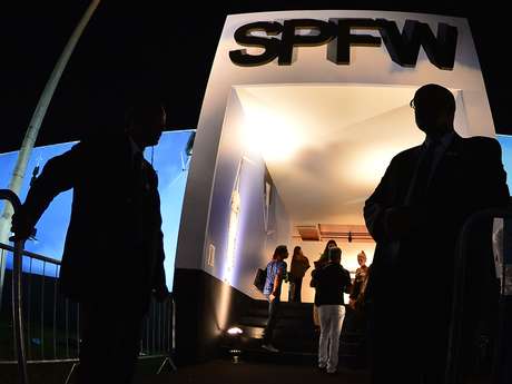 Presença de Gisele e Tom Brady aumentou segurança do SPFW Presença de Gisele e Tom Brady aumentou segurança do SPFW