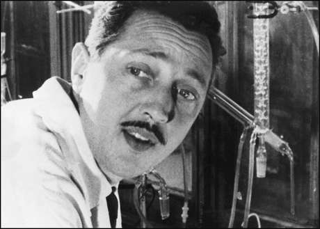 1962: professor Jérôme Lejeune, então diretor de Genética Humana da Universidade de Paris <p>1962: professor Jérôme Lejeune, então diretor de Genética Humana da Universidade de Paris</p>