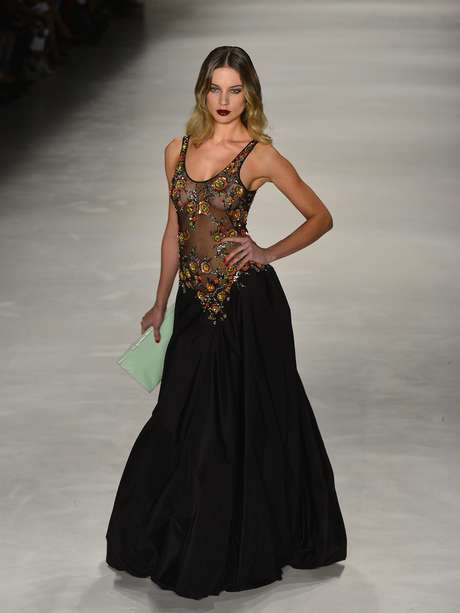 Desfile de Samuel Cirnansck <p>Desfile de Samuel Cirnansck</p>