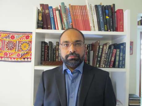 Shobhan Saxena acredita que o candidato da oposição, se eleito, não será bem sucedido ao administrar um país com tanta diversidade religiosa, cultural e étnica, como a Índia <p>Shobhan Saxena acredita que o candidato da oposição, se eleito, não será bem sucedido ao administrar um país com tanta diversidade religiosa, cultural e étnica, como a Índia</p>