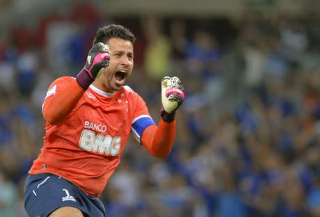 Fábio esteve no presídio Nelson Hungria, em Contagem, região metropolitana de Belo Horizonte, para conversar com goleiro Bruno <p>Fábio esteve no presídio Nelson Hungria, em Contagem, região metropolitana de Belo Horizonte, para conversar com goleiro Bruno</p>
